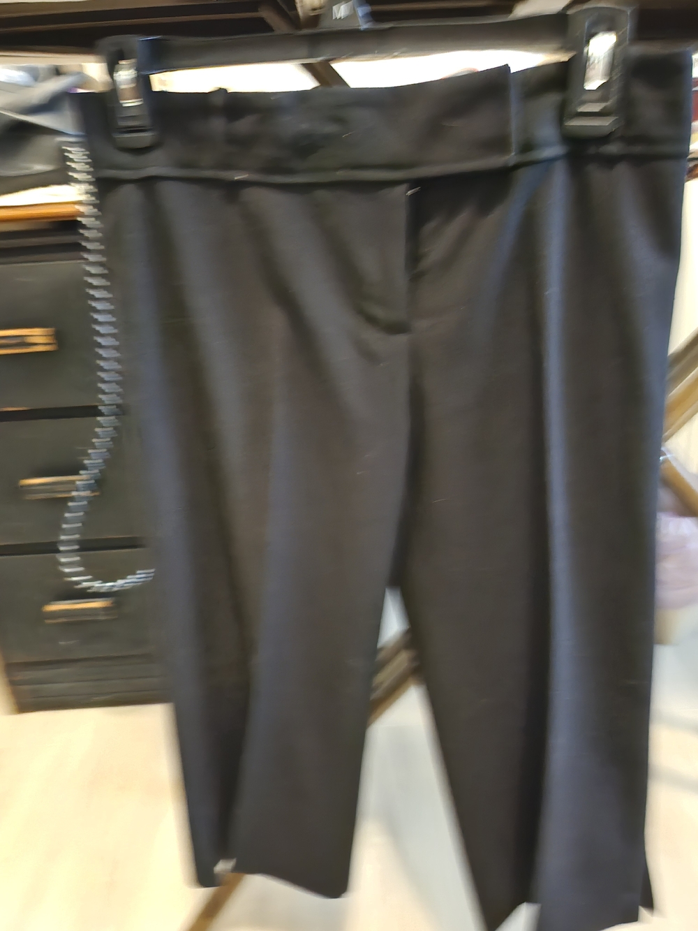 BCBGMaxAzria Black Cropped Wide-Leg Capris